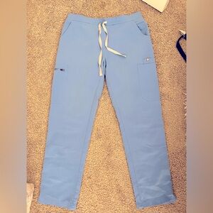 Figs Yola Skinny Scrub